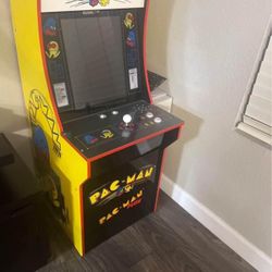 Pac-Man Comes Without The Riser 