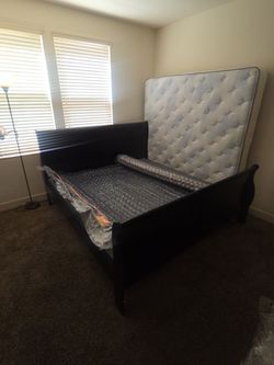 King size Mattress // White