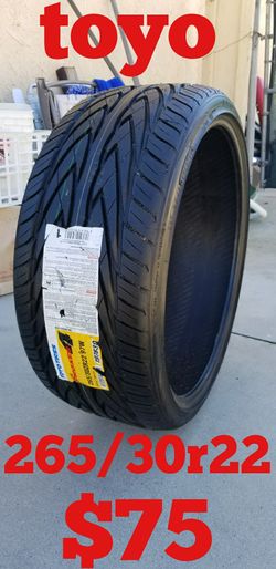 265/30r22 Toyo