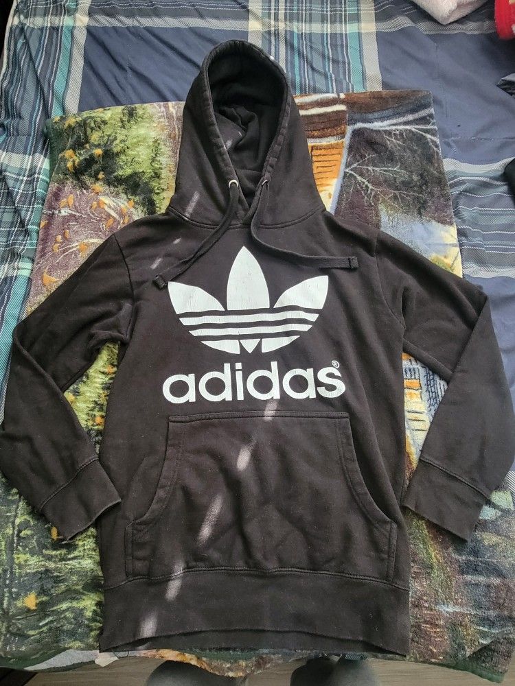 Adidas Sweater