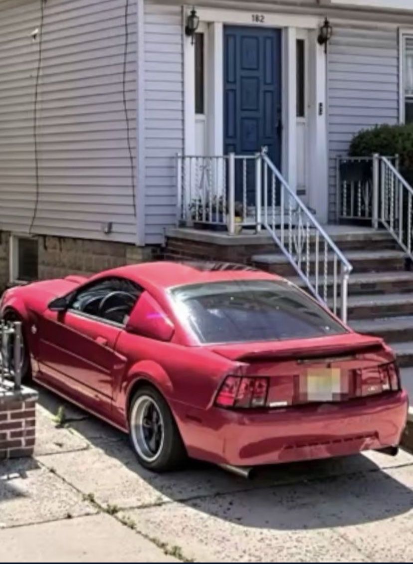 1999 Ford Mustang