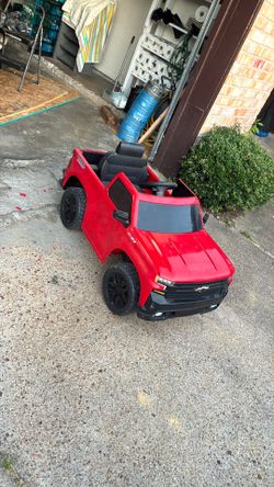 Toy electric truck