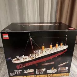 LEGO Icons: Titanic (10294)