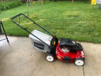 Toro recycler self propelled gas lawnmower