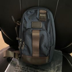 TUMI Sling Bag In Black