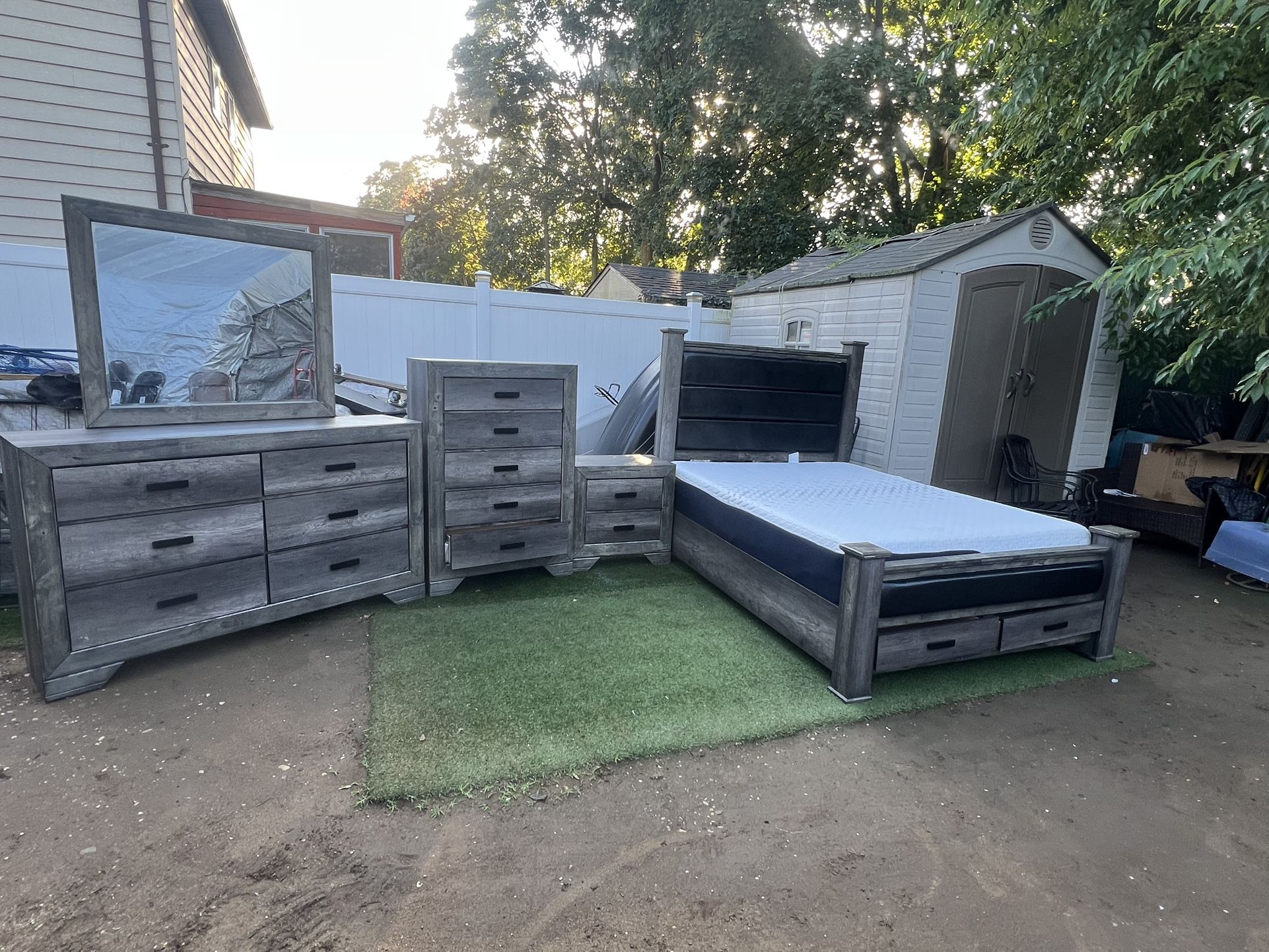 Queen Set