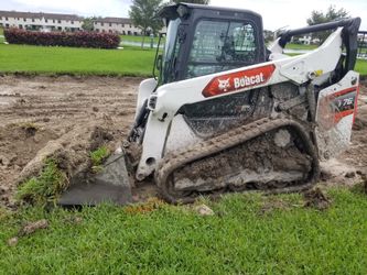 Bobcat y Camion