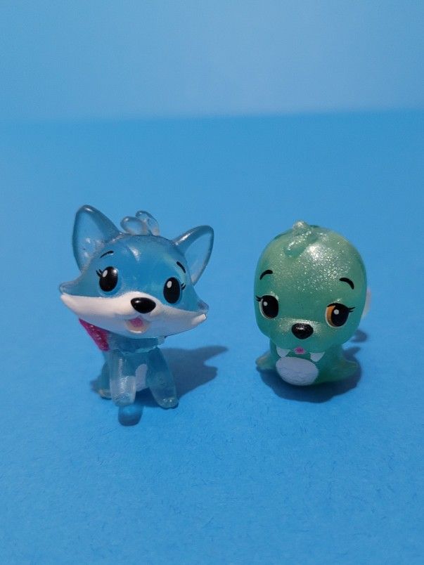 Lot Of 2 Hatchimals Animals Glitter Flocked Many Colors Wings 1” Figures