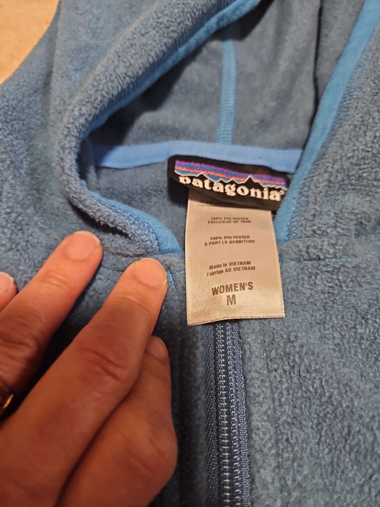 Patagonia Crewneck  Full Zip Women's Size M AUTHENTIC 