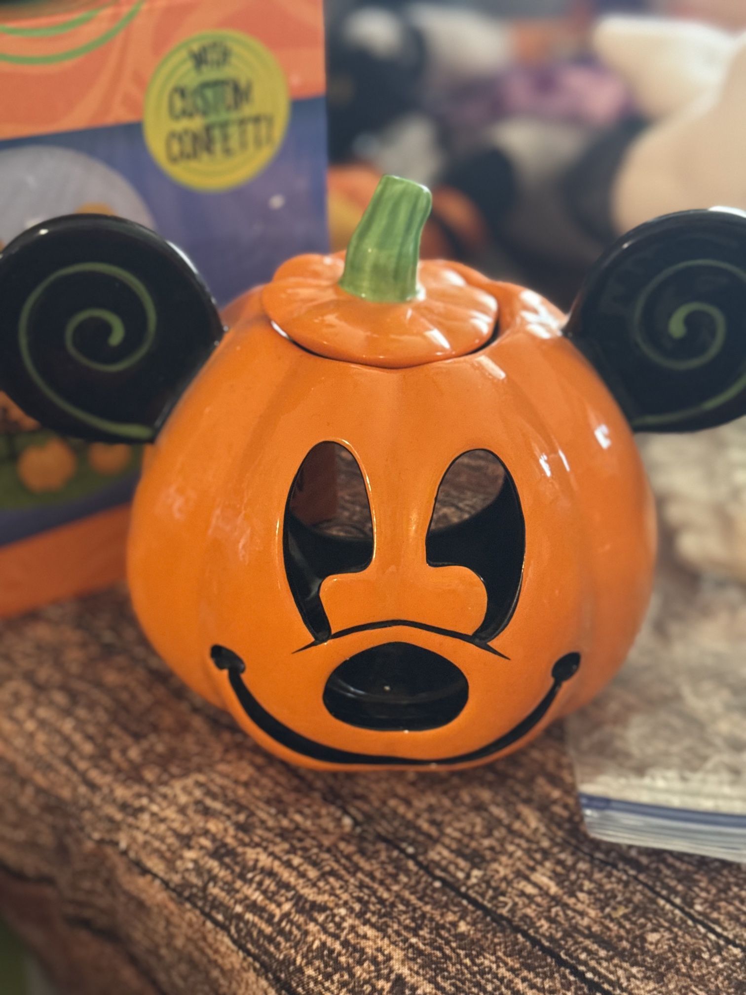 Mickey Lantern