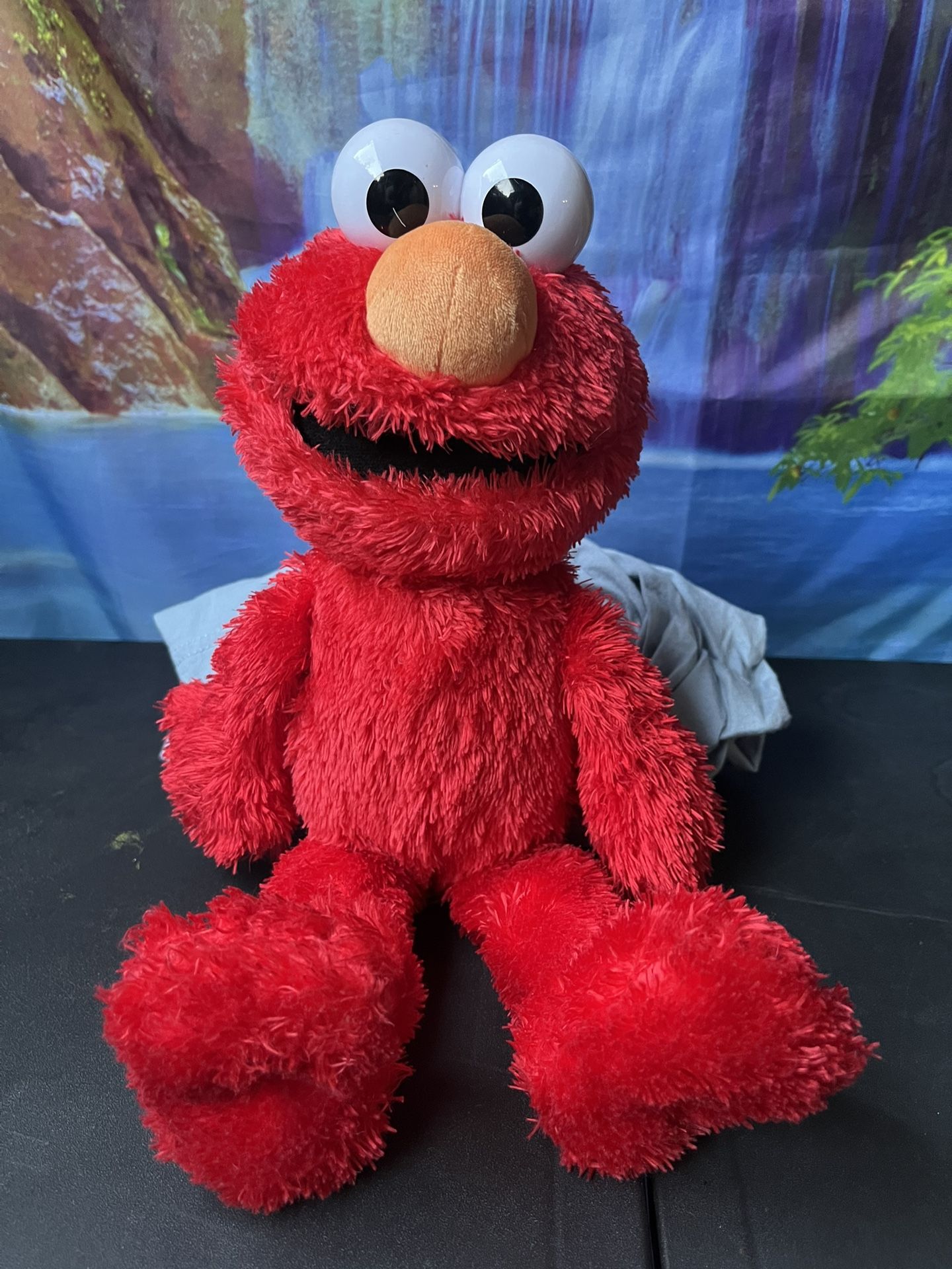 Elmo Toy