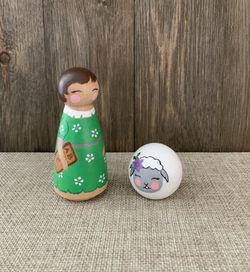 “Mary had a Little Lamb” Peg Dolls