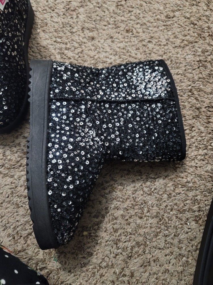 Silver Black Color Boots