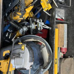 TOOL BOX FITTING TOOLS  Need Gone Selling For $1500