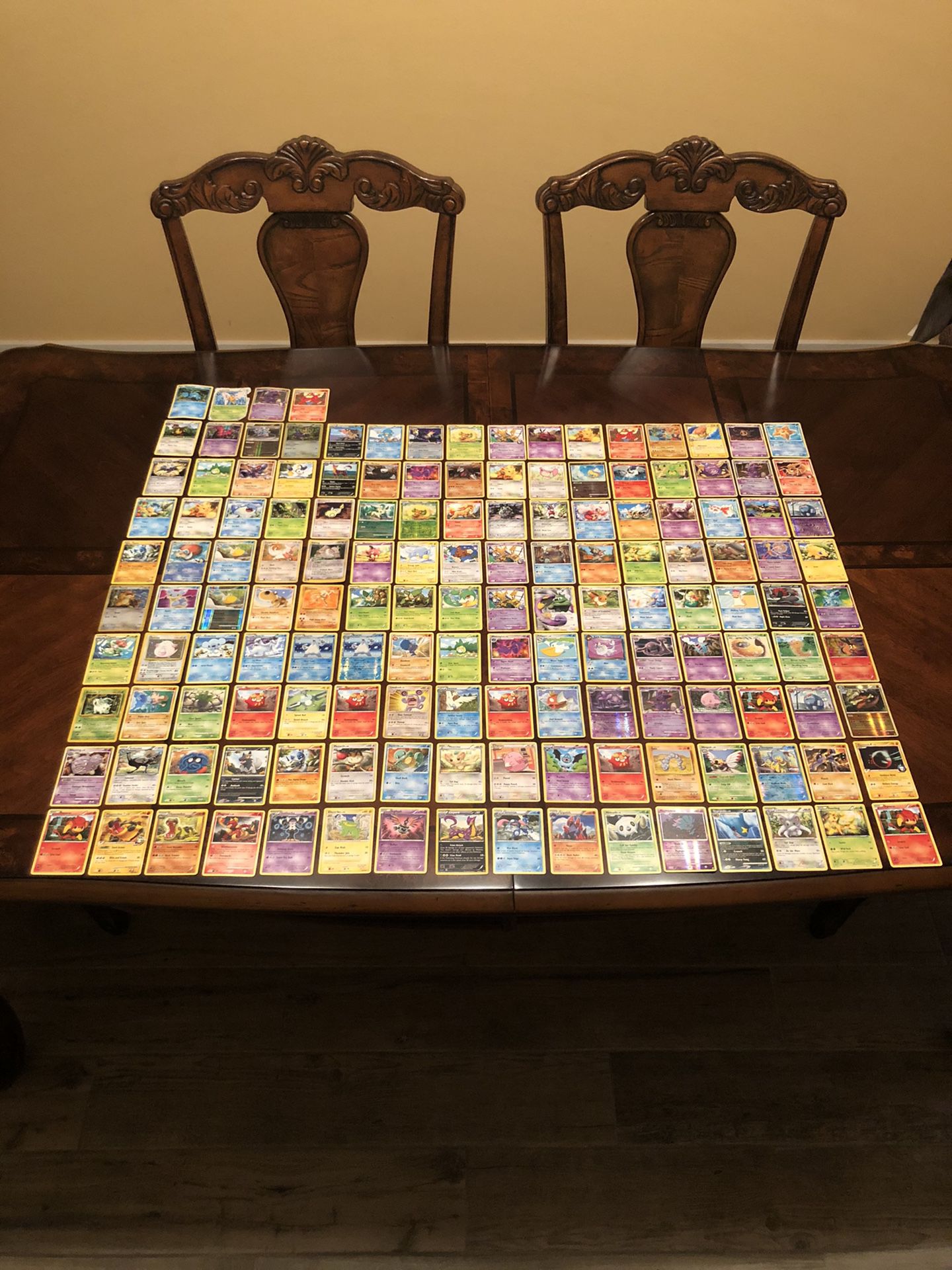 148 Pokemon cards Lot