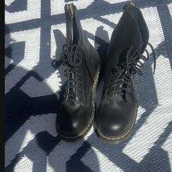 Doc Marten Boots Brand New Size 12
