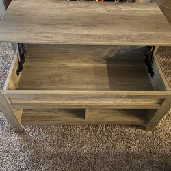 Coffee Table (Lift Top With Storage)