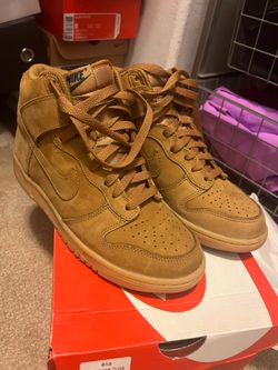 Nike dunk high premium tan suede