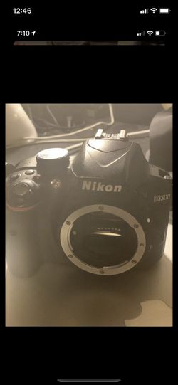 Nikon D3300 camera for sale 240 OBO