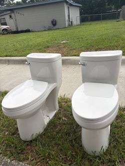 2 White WaterRidge Toilets – Good Condition