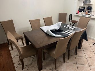 8 Seat Dining Set