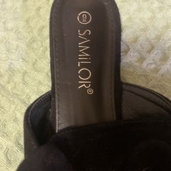 Women’s Black Flats