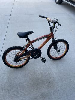 18" Dynacraft Firestorm Boys Bike, BMX, Ages 6-9, Durable Steel Frame