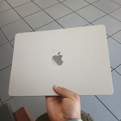 Apple book Parts and pieces