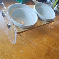 Angled Pet Food Dishes