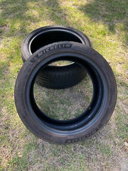 Pair of Michelin Pilot Sport Tires 2021 245 / 40 / 18
