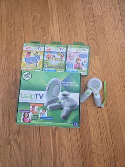 LeapFrog LeapTV Bundle - 2 Controllers + 3 Games
