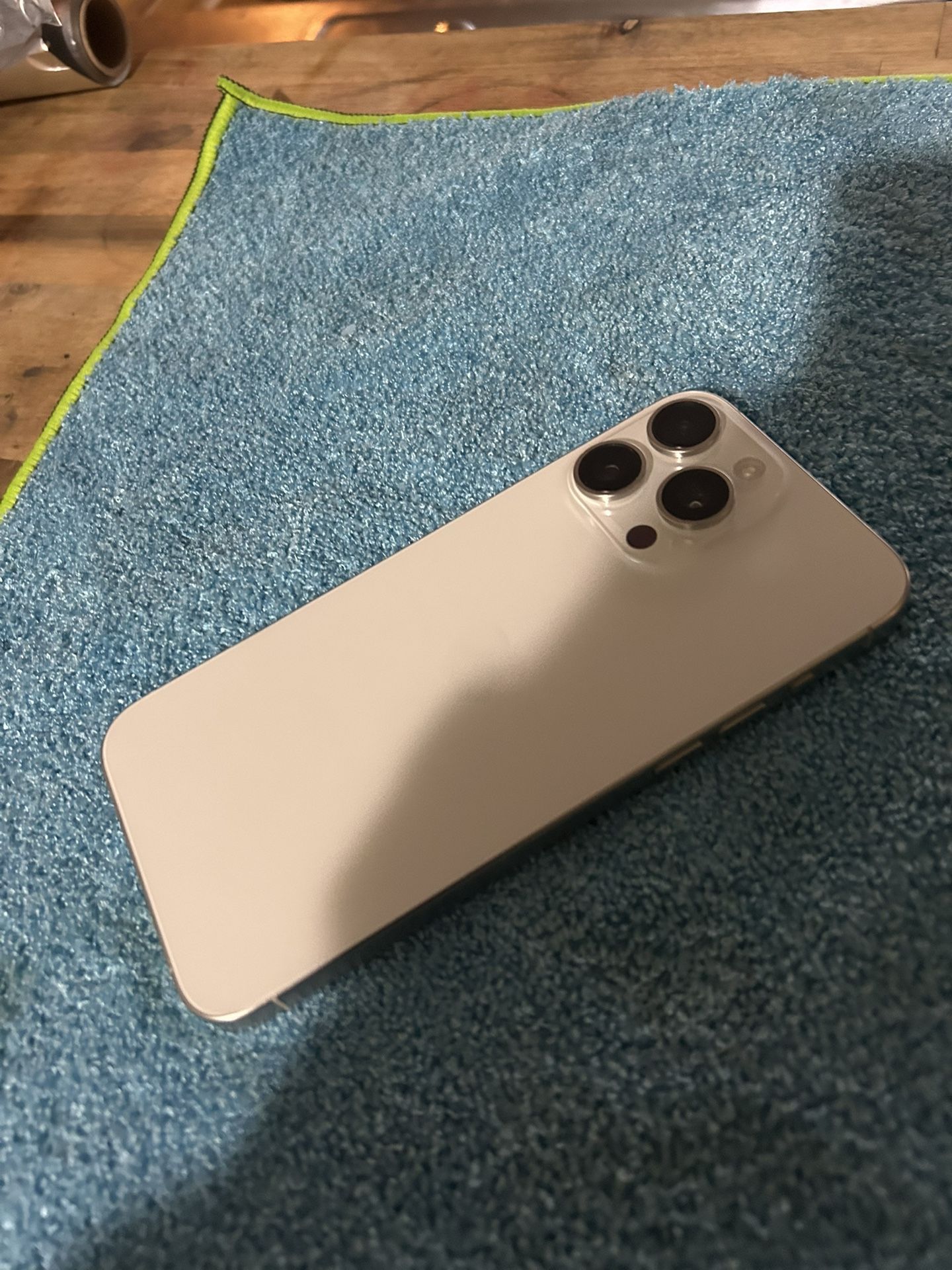 iPhone 15 Pro Max, straight out the box brand new