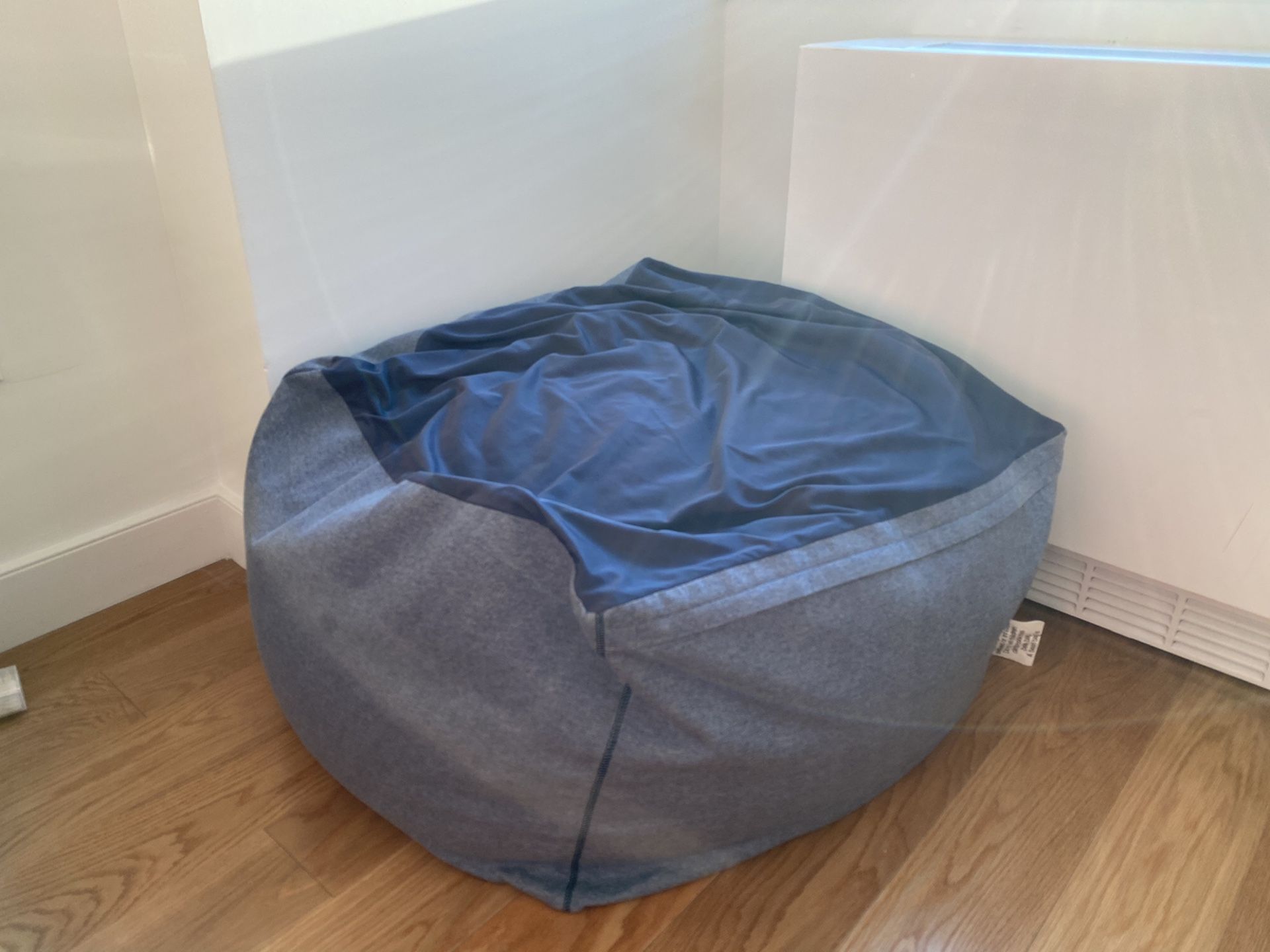 MUJI, bean bag chair