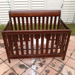 Baby Crib 