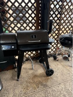 Pellet Smoker