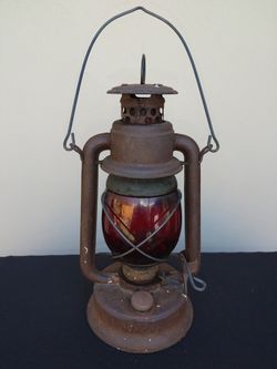 Preowned vintage lantern