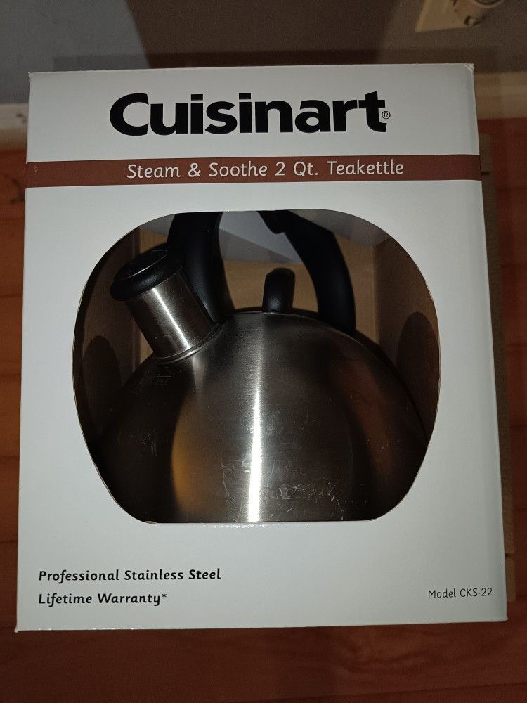 Cuisinart Stovetop Steam & Soothe 2 QT Tea Kettle- Stainless/Black ~ New In Box