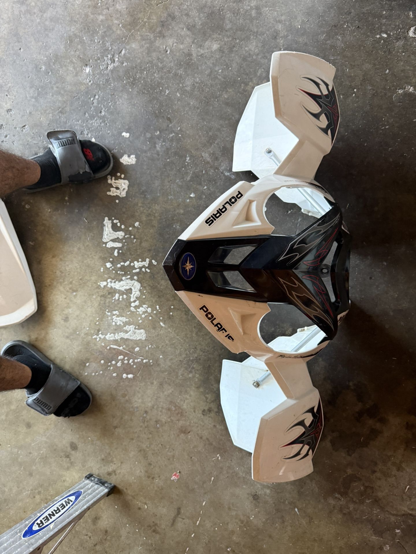 Polaris Predator 500 Front And Back Fender Plastics