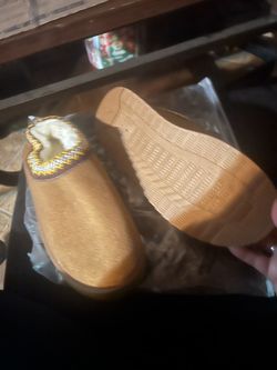 New shoes slippers