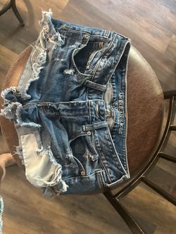 short shorts, jeans 6