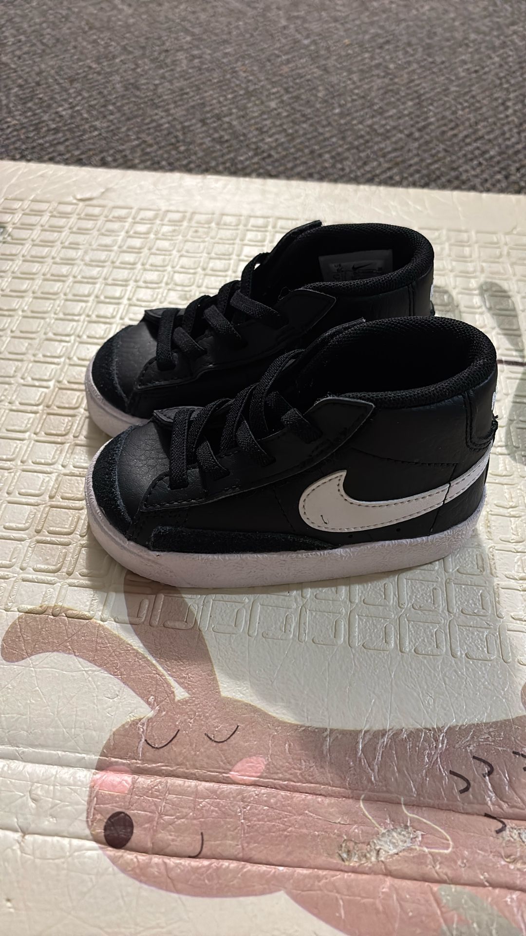 Nike shoes infant