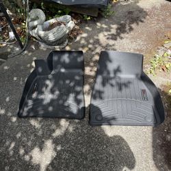 2023 Mercedes GLC 300 Weather tech Floor Mats (almost New!)