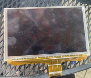 Chevy Suburban Or Tahoe Screen As Is