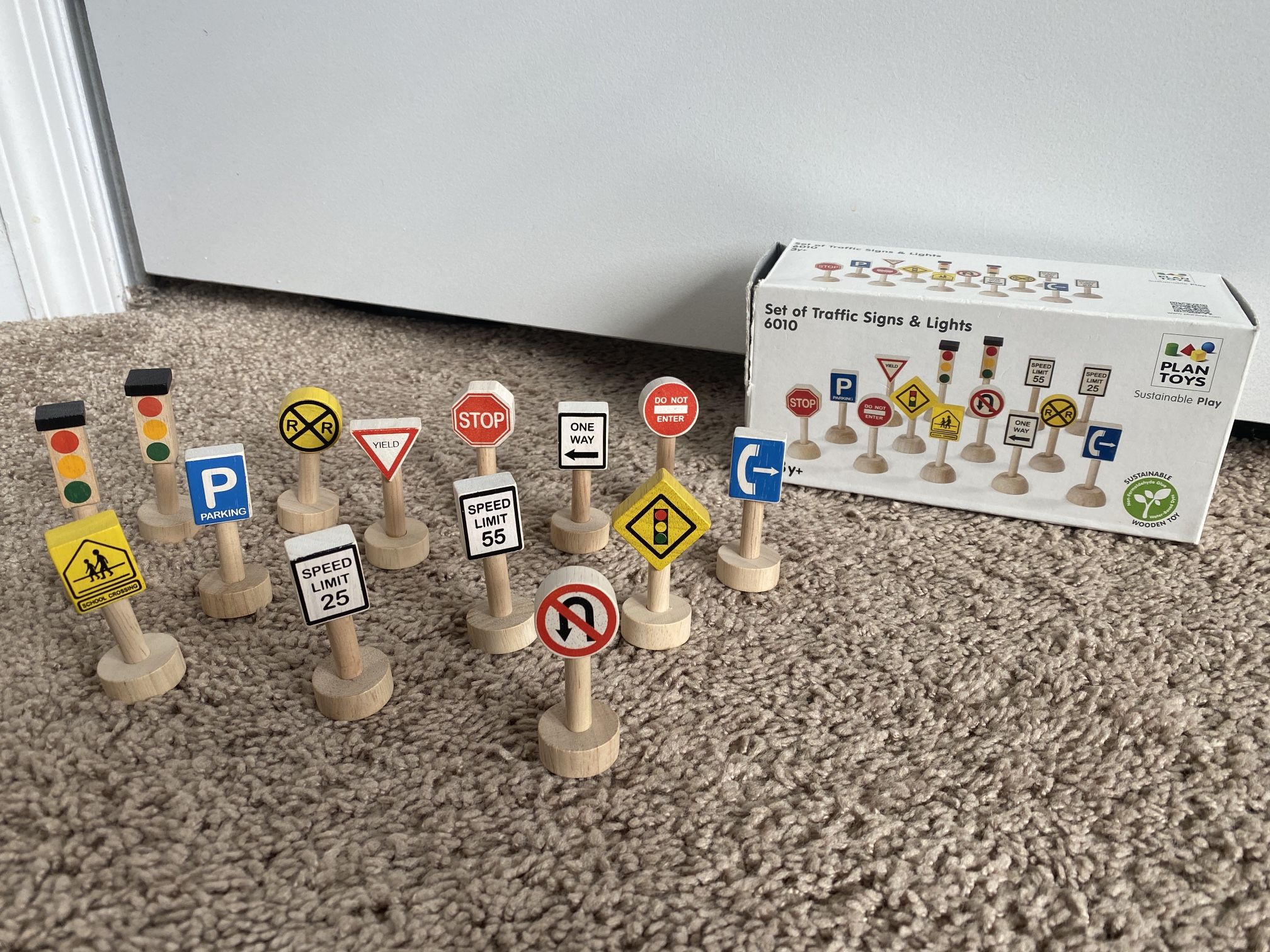 Traffic Signs & Lights Toys