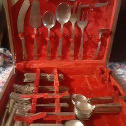 Antique utensils 
