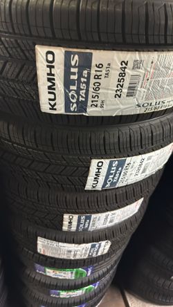 215/60/16 Kumho Tires 🛞 