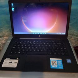 HP Stream 14 With Charger.
