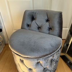 Vanity Chair