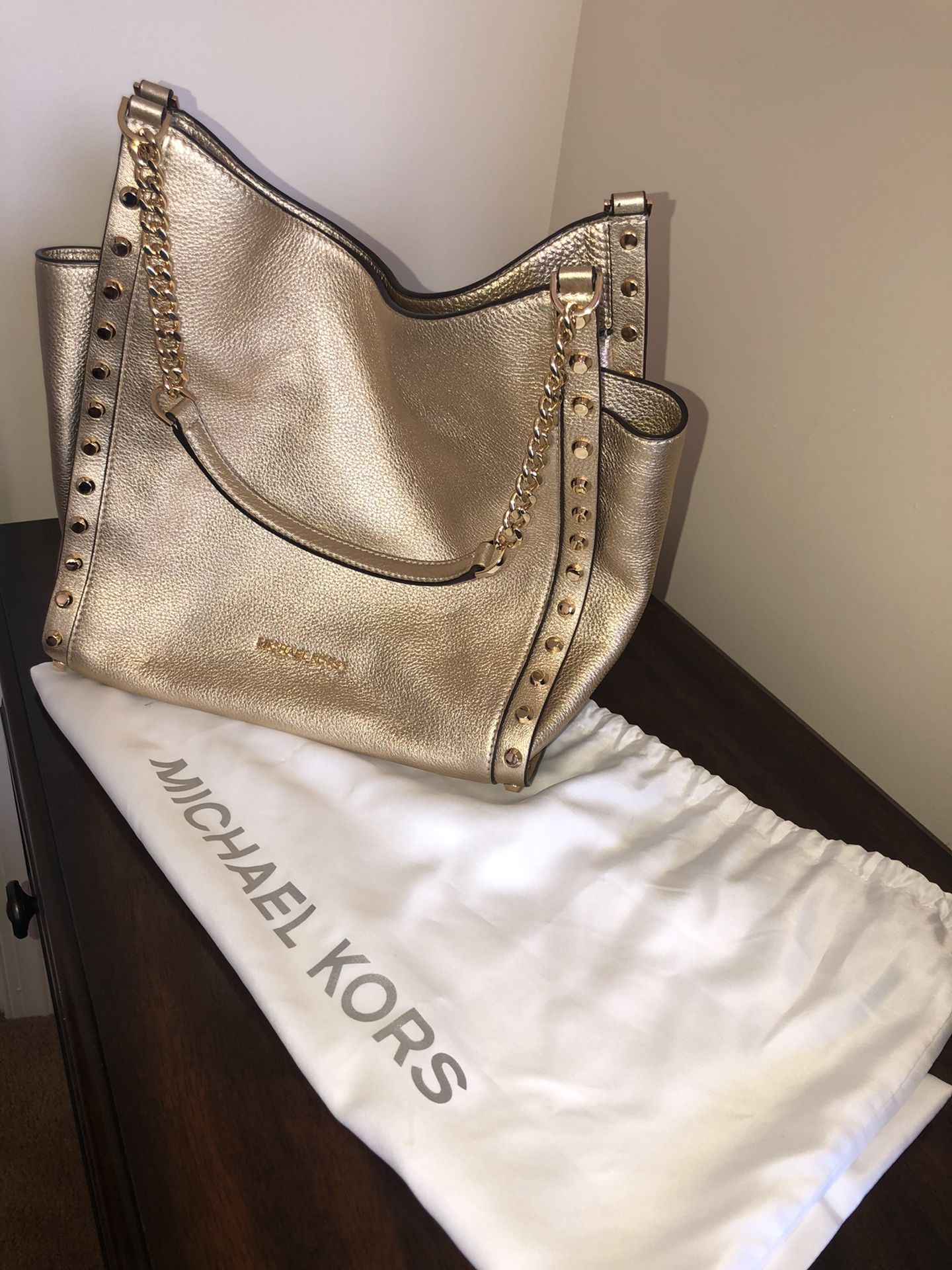 Michael Michael Kors Newbury Gold Bag