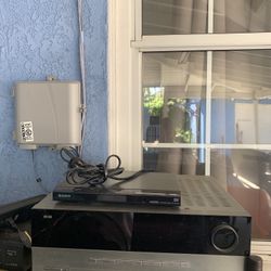 Receiver Hartman Kardon & Sony DVD Player $60